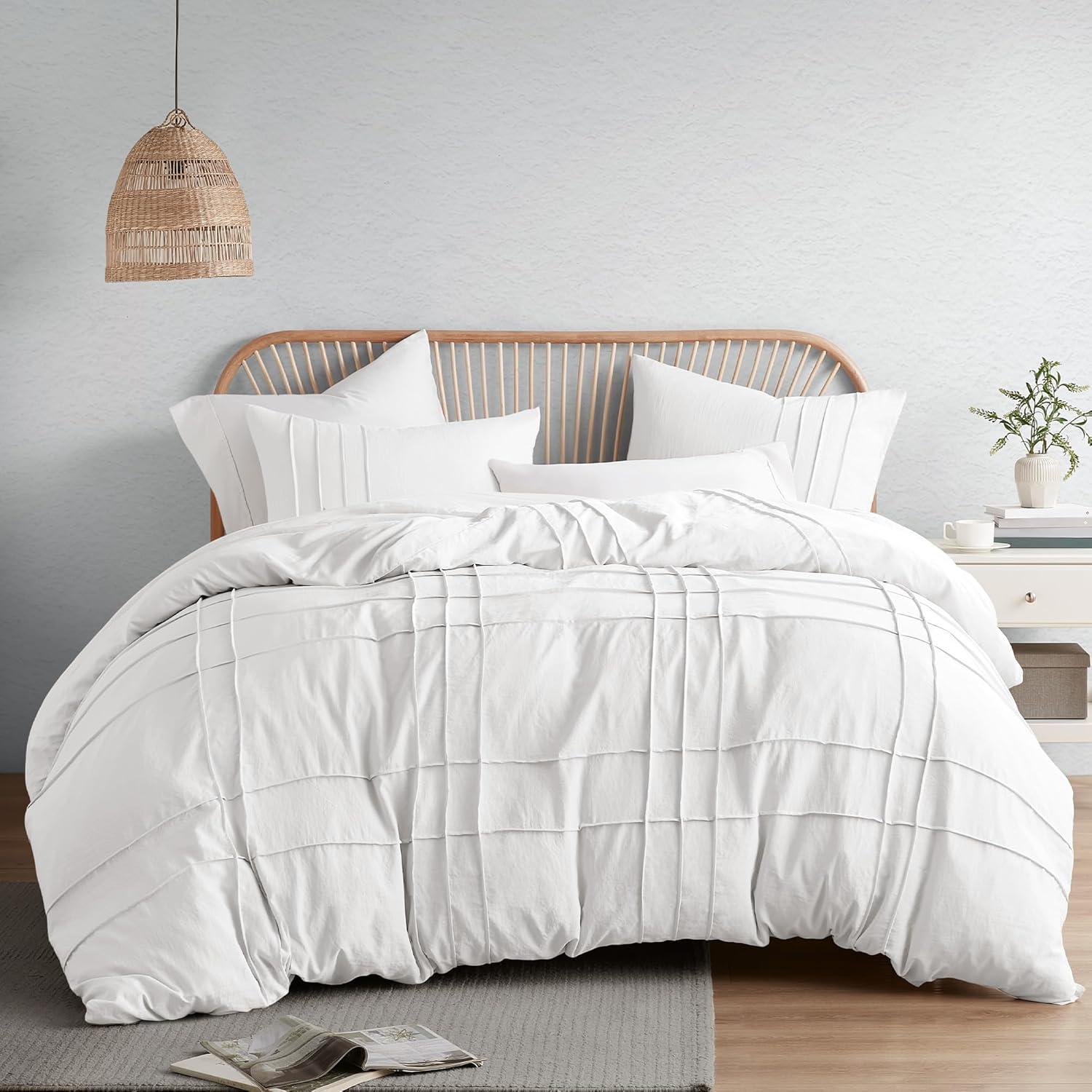 White Cotton Pintuck Queen Bedspread Cover Set