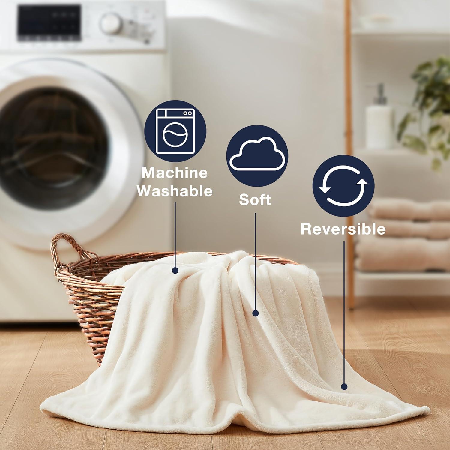 Casual Living, Blanket, 32594