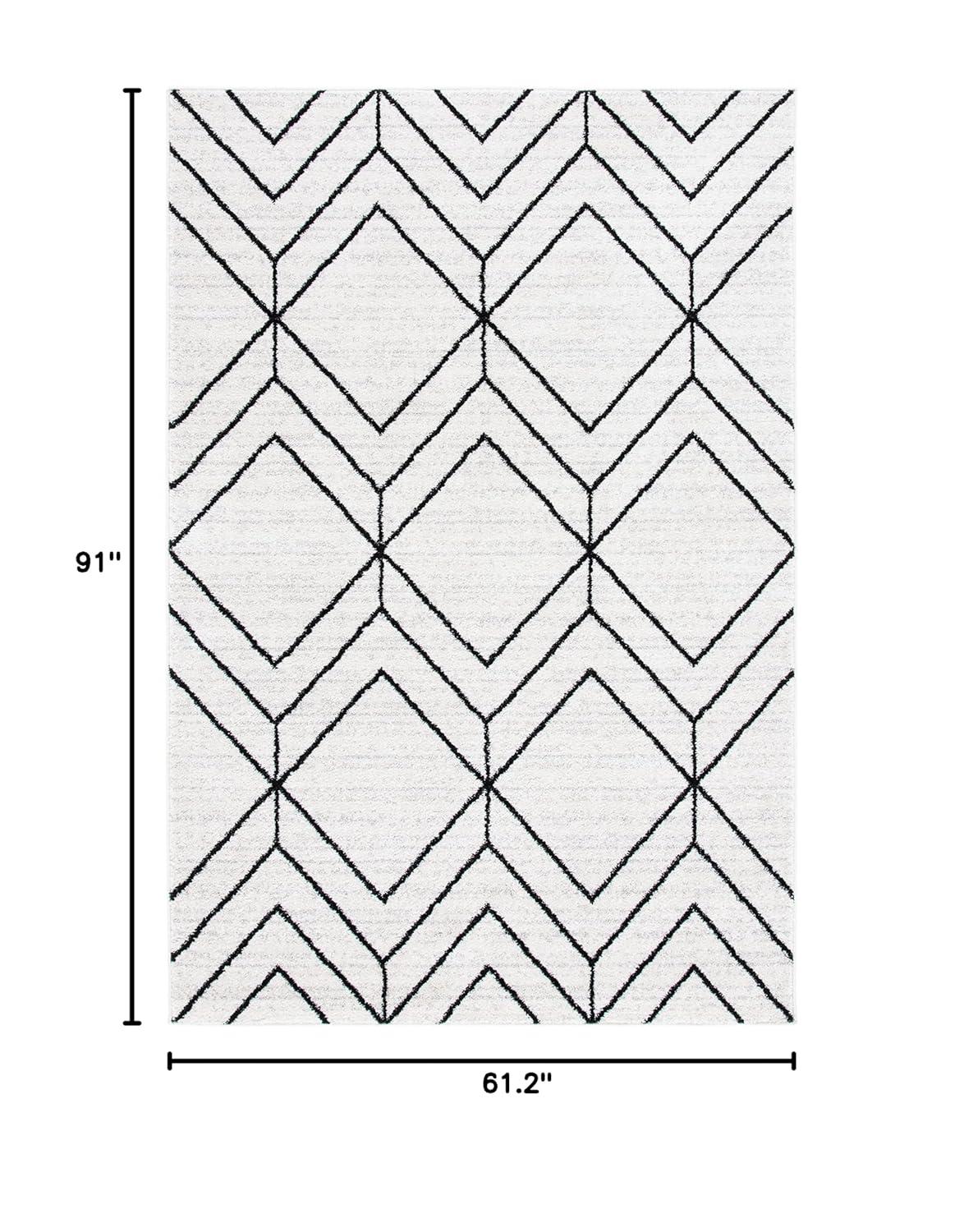 Adirondack ADR241 Machine Made Indoor Area Rug - Ivory/Black - 5'-1"x7'-6" - Safavieh