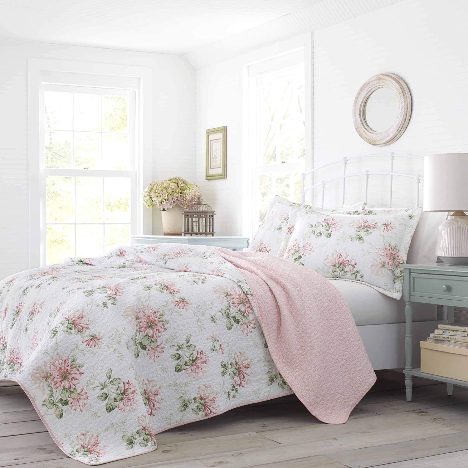 Honeysuckle Reversible Quilt Set Pink - Laura Ashley