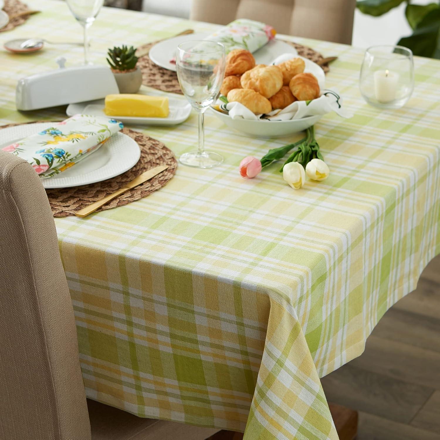 Lemon Bliss Plaid Tablecloth 70 Round