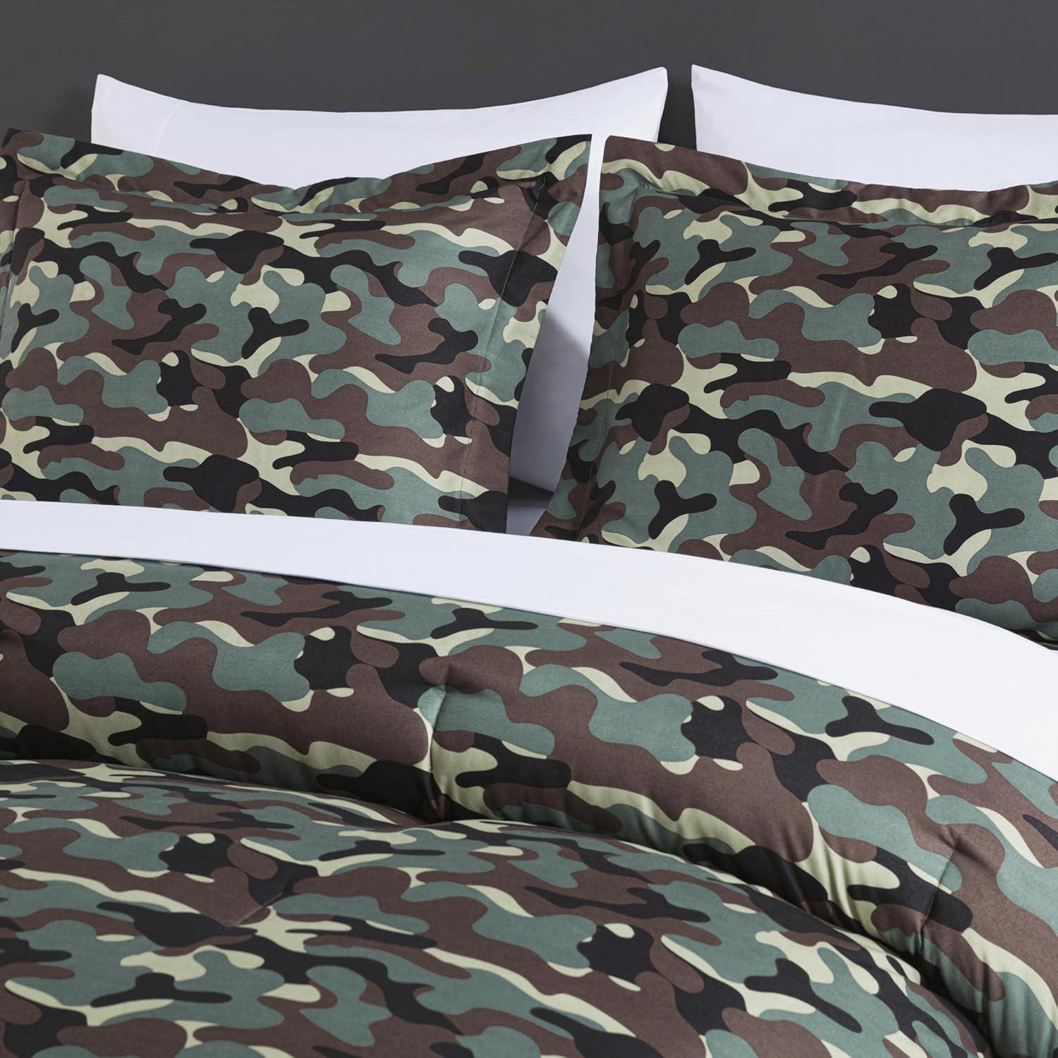 OLO Camouflage Printed Microfiber Reversible 3 Piece Comforter Set