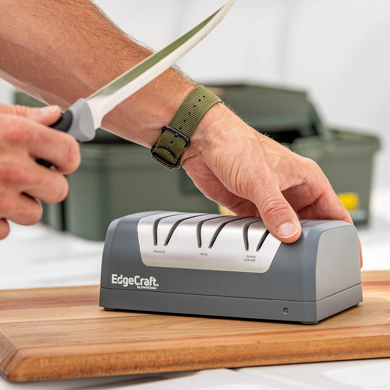 EdgeCraft Chef'sChoice Rechargeable Three-Stage DC 320 Electric Knife Sharpener