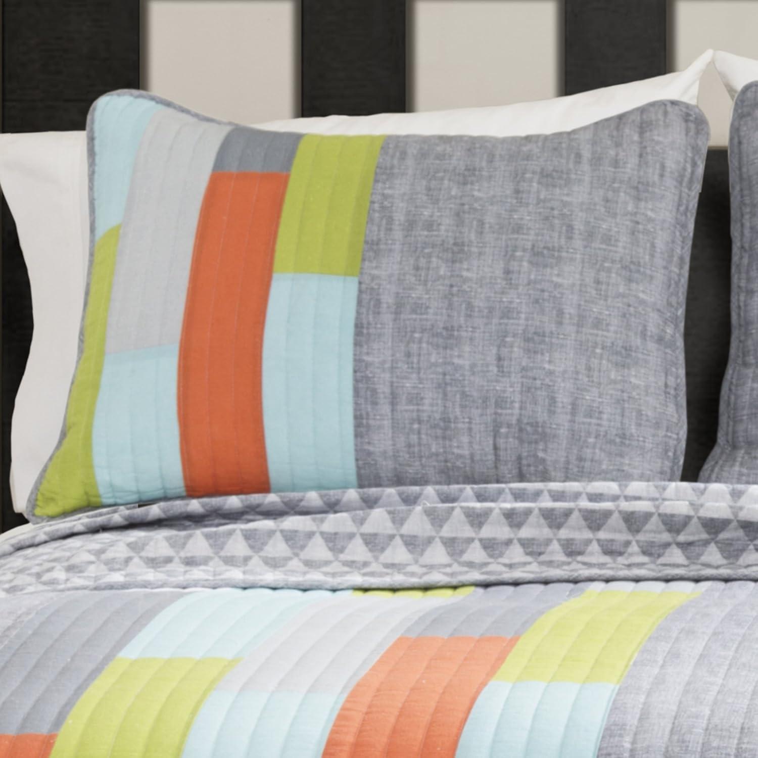 Shelly Reversible Modern & Contemporary Quilt Set