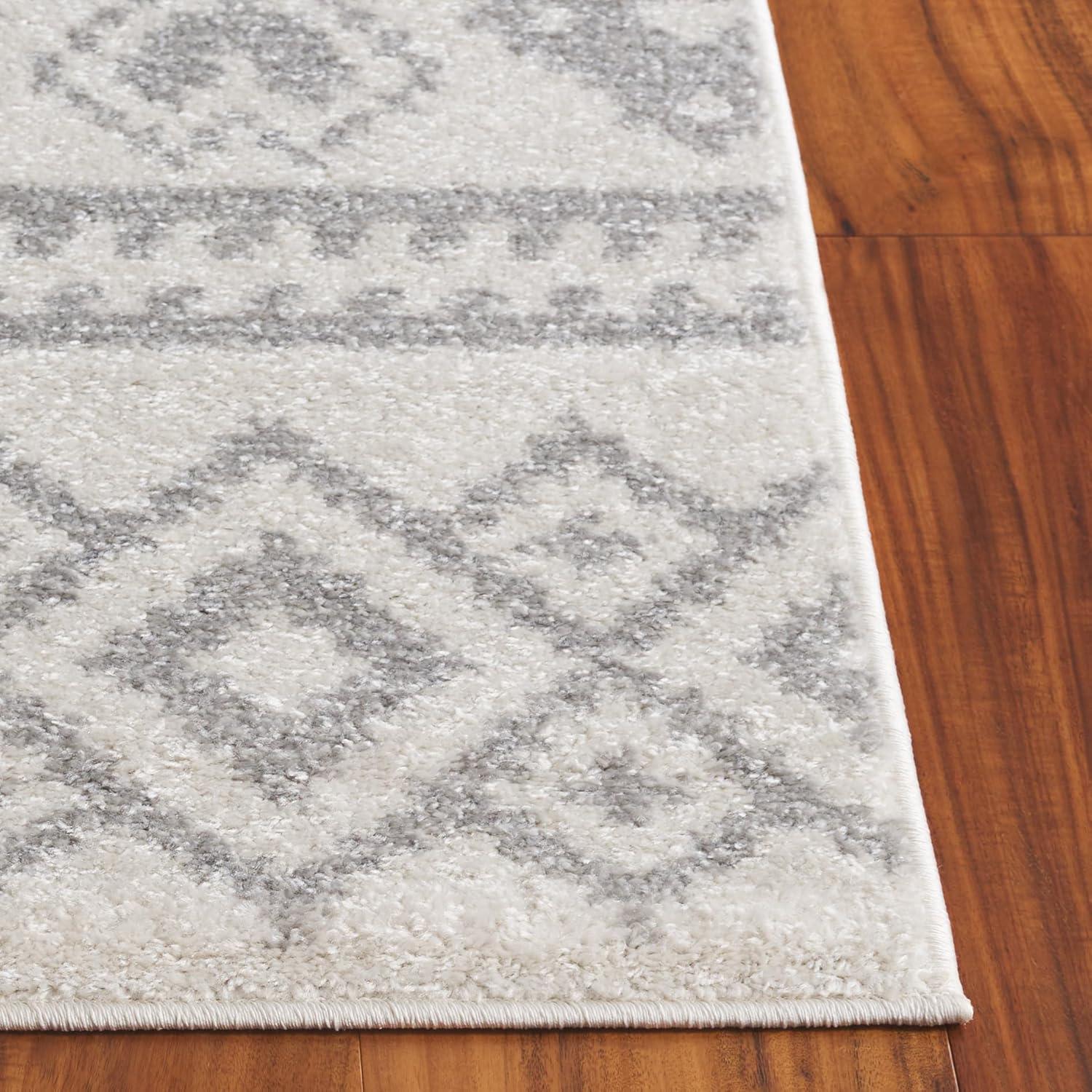 SAFAVIEH Adirondack Zachary Southwestern Runner Rug, Ivory/Silver, 2'6" x 8'