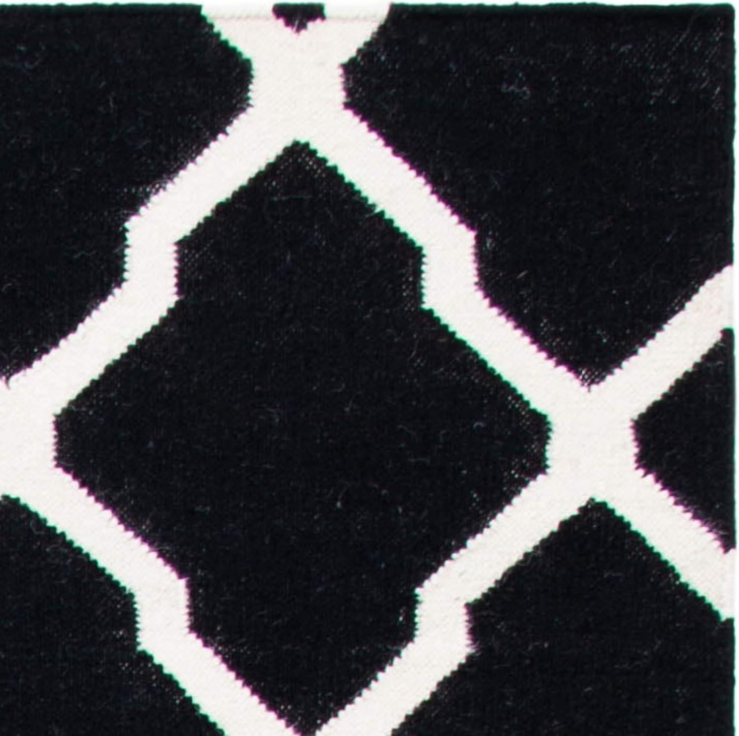 Dhurries DHU634 Hand Woven Area Rug - Black/Ivory - 5'x8' - Safavieh.