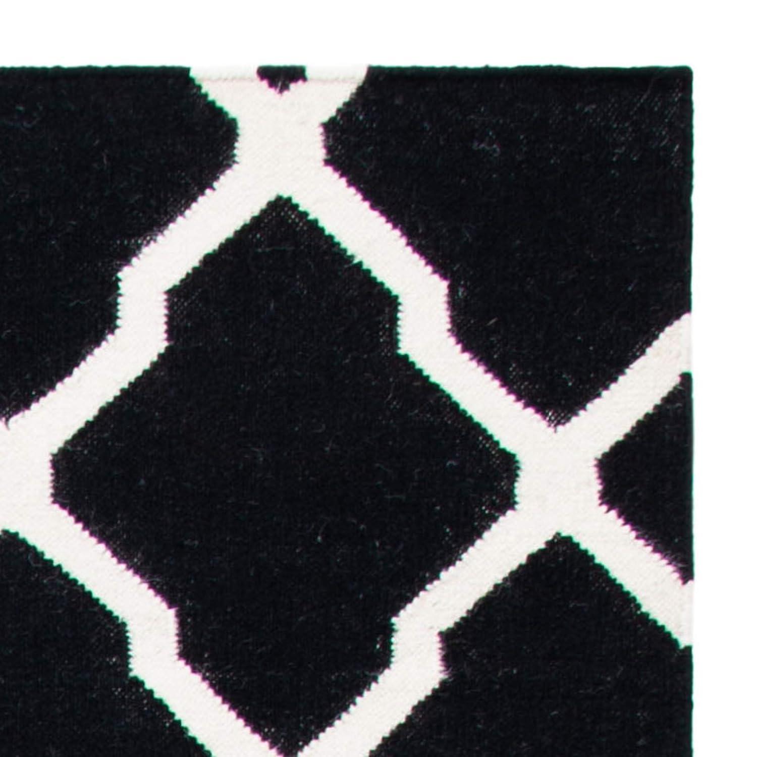 Dhurries DHU634 Hand Woven Area Rug - Black/Ivory - 5'x8' - Safavieh.