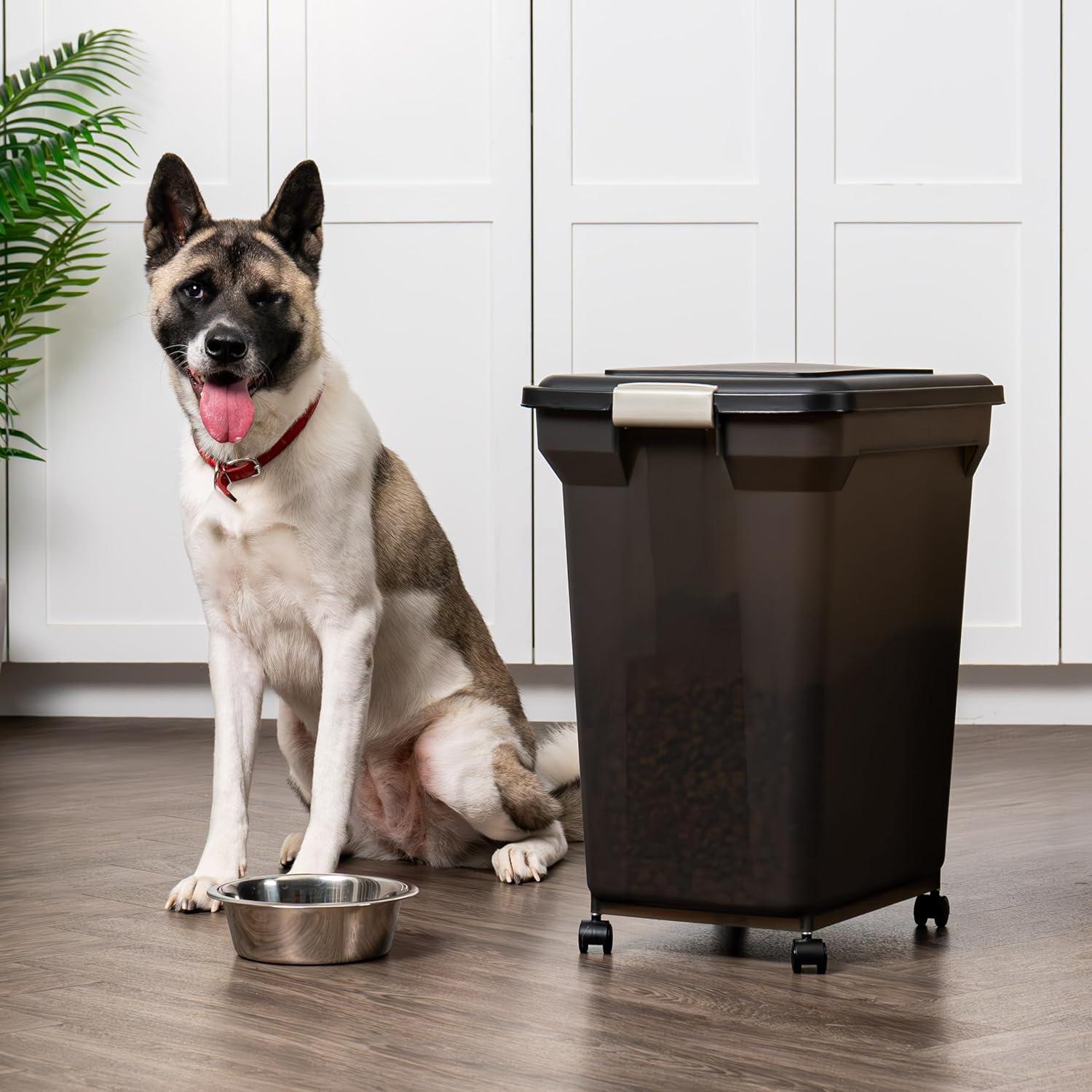 IRIS USA, Inc. Food Storage Container