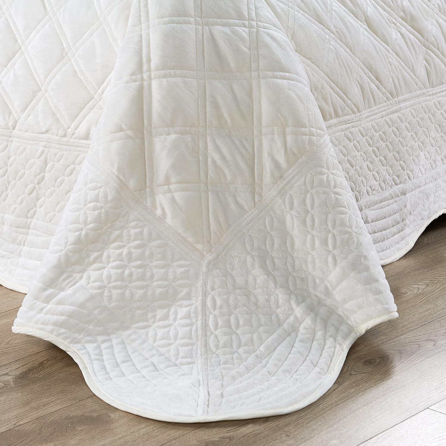 Home Soft Things 4 Piece Supersoft Microplush Quilt Set