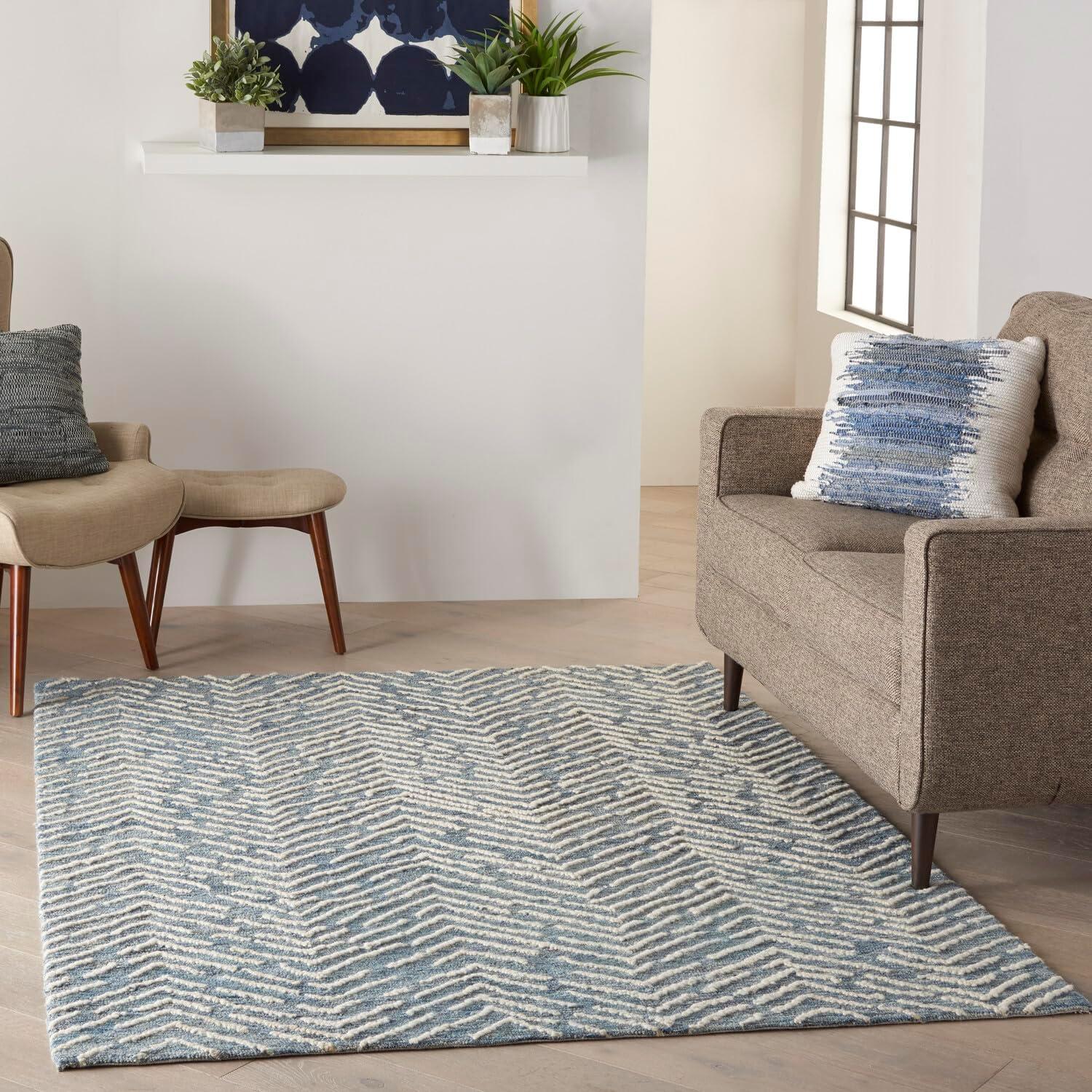 Indigo Ivory Chevron Hand-Tufted Wool 4' x 6' Area Rug