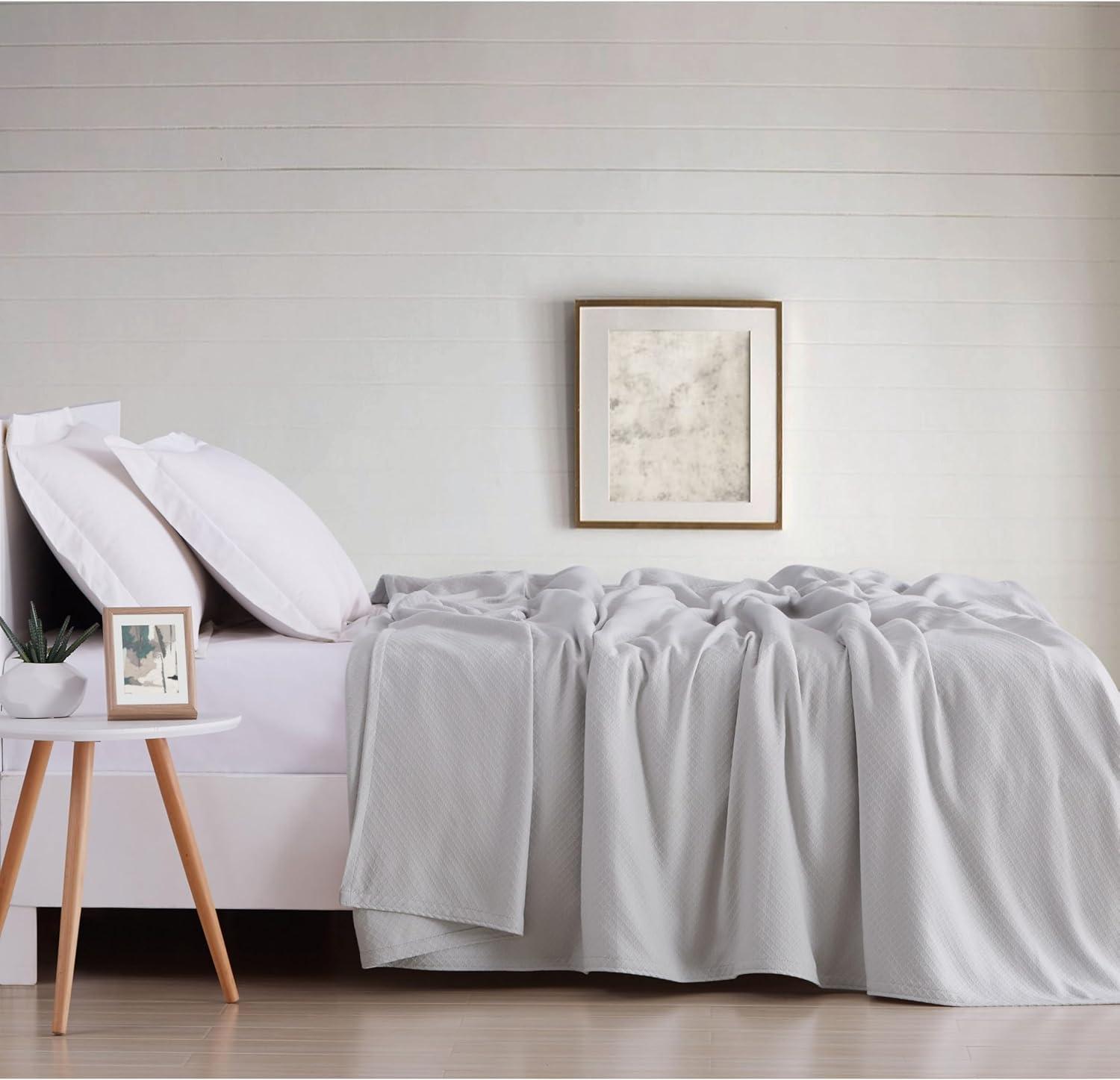 Charisma Hand Woven Throw Blanket