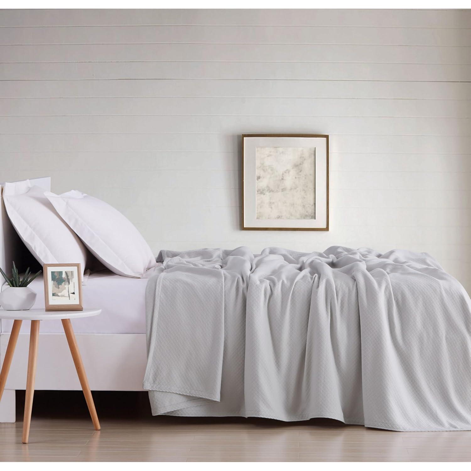 Charisma Hand Woven Throw Blanket