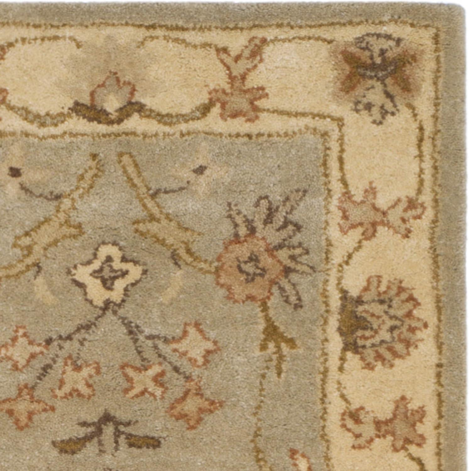 SAFAVIEH Antiquity Georgene Floral Bordered Wool Runner Rug, Light Grey/Beige, 2'3" x 8'
