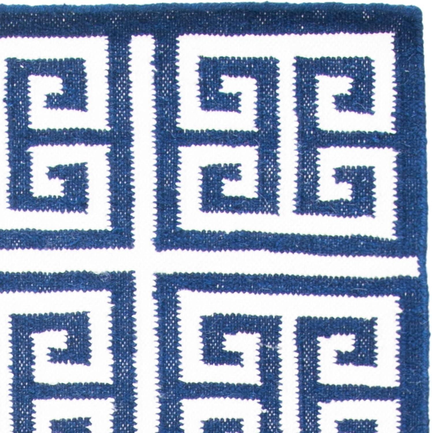 Dhurries DHU626 Hand Woven Flat Weave Accent Rug Navy / Ivory 2'-6" X 4' - Safavieh.