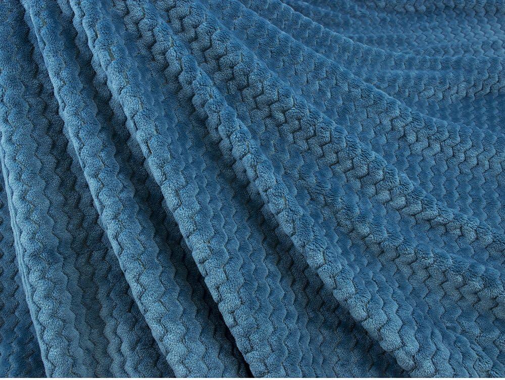 Pavilia Hand Woven Throw Blanket