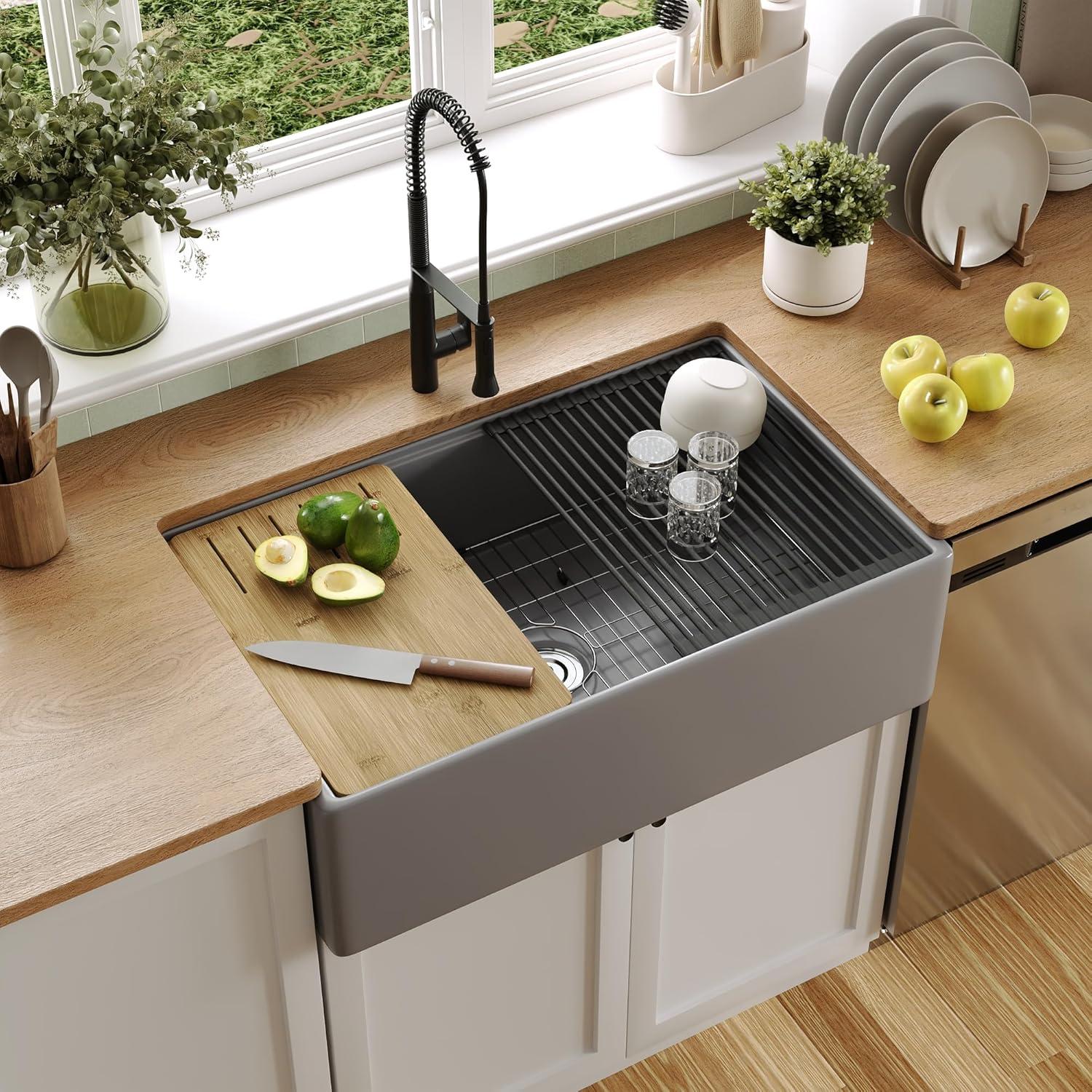 33"L x 20"W Farmhouse Kitchen Sink Deep Single Bowl Fireclay Workstation Sink with Cutting Board and Dish Drying Rack