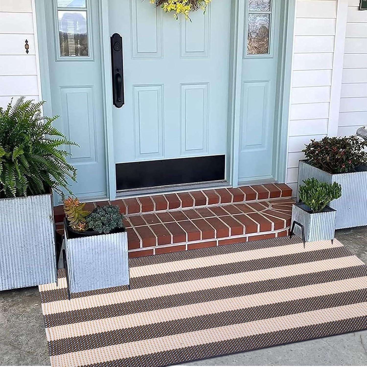 Black and White Striped Hand-Woven Outdoor Rug 24'' x 51''