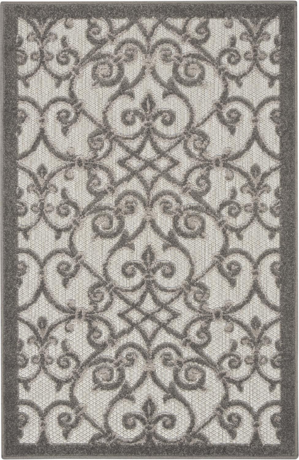Lark Manor™ Isalia Floral Indoor / Outdoor Rug