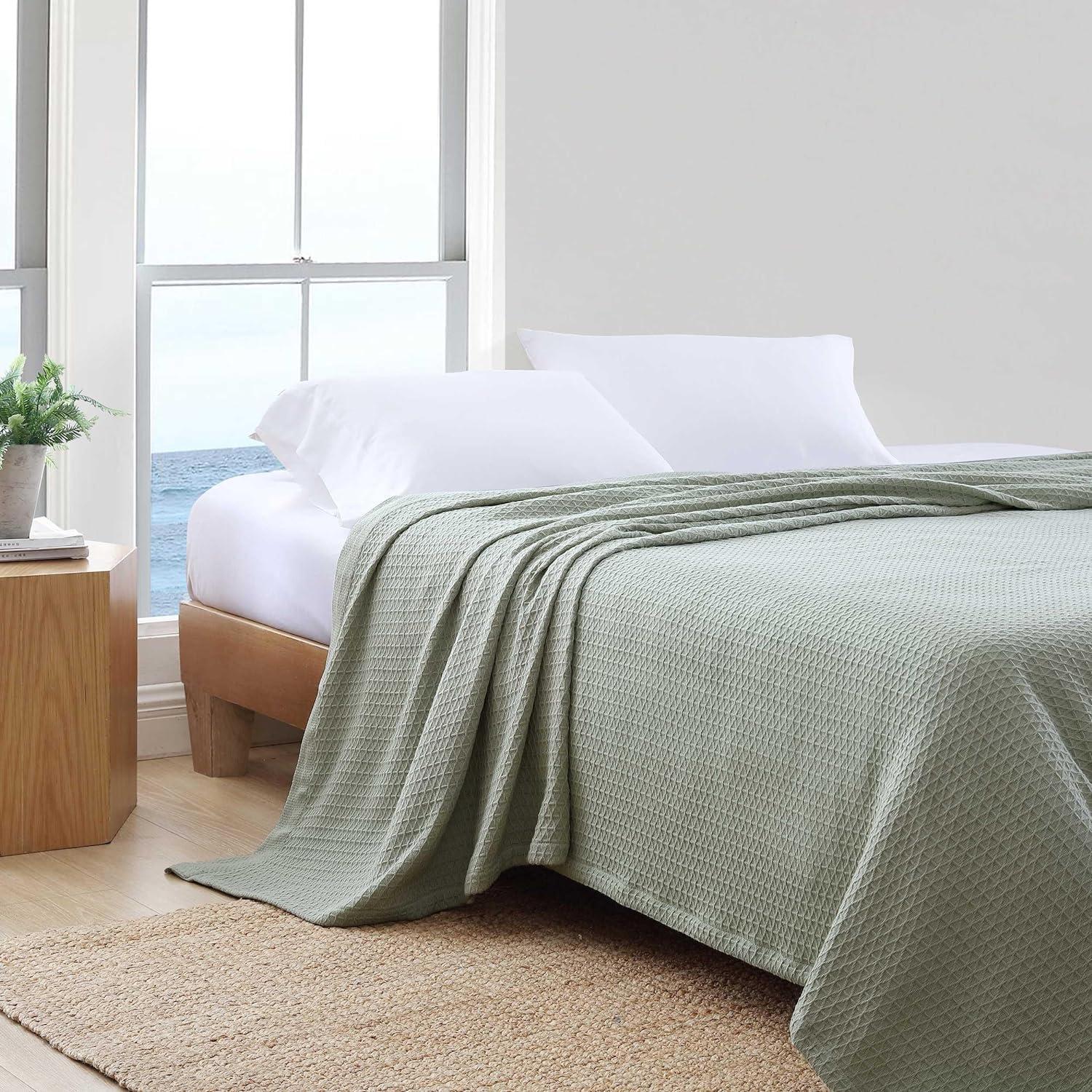 Nautica Nautica Baird Solid Cotton Reversible Blanket