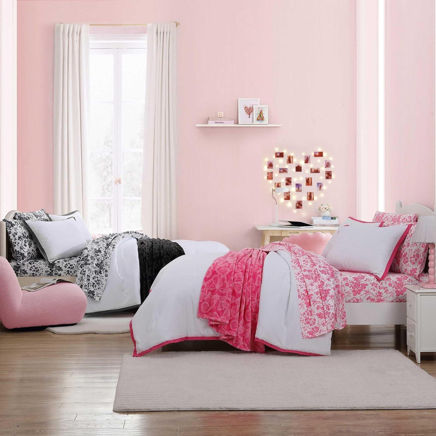Betsey Johnson Betsey Johnson Signature Solid Reversible Comforter Set