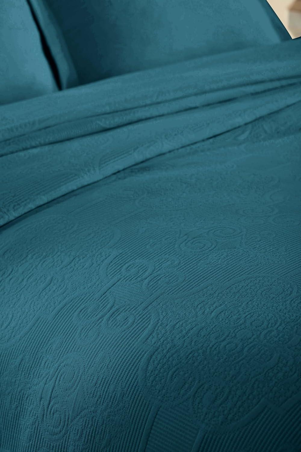Superior Superior Florin Matelasse Jacquard Scrolling Medallion Cotton Bedspread Set With Pillow Shams
