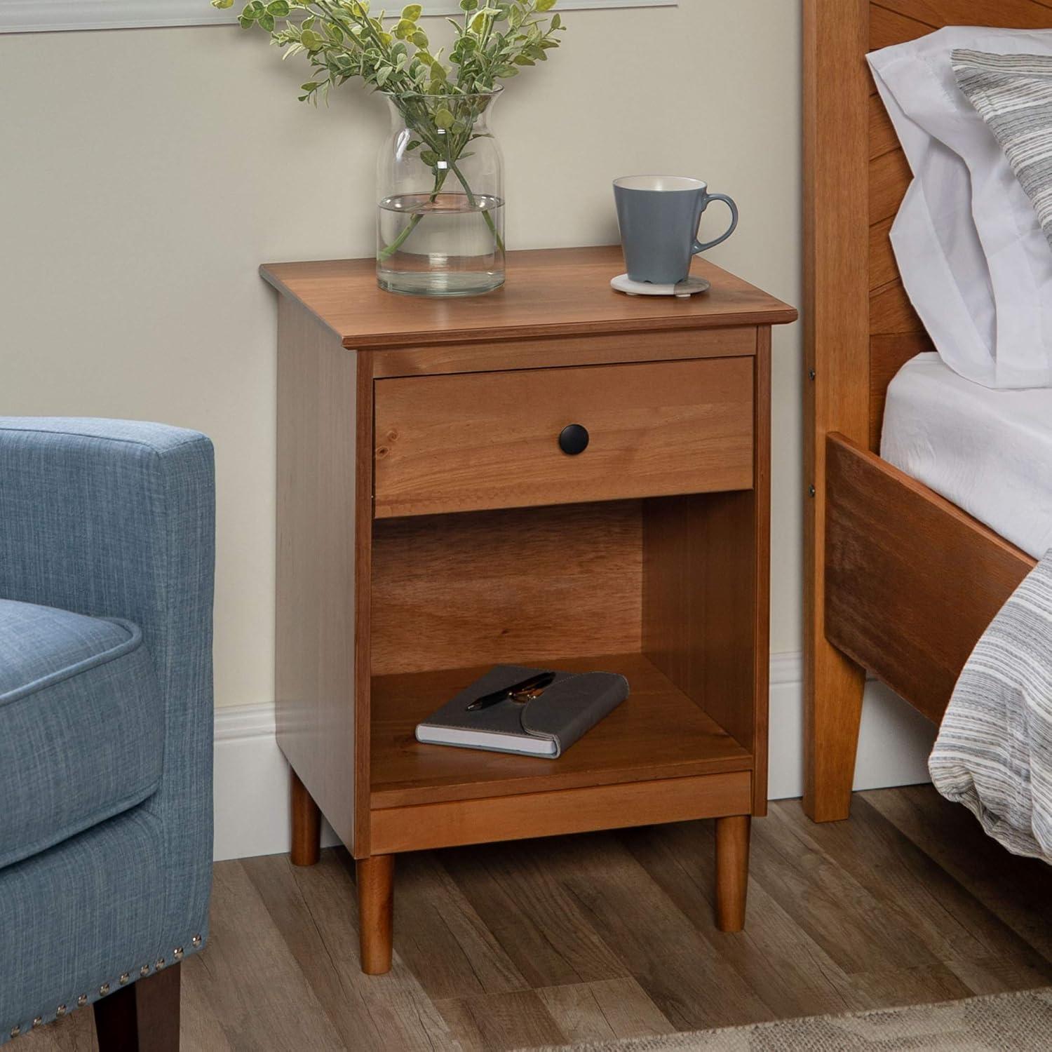 1 Drawer Solid Wood Nightstand in Caramel