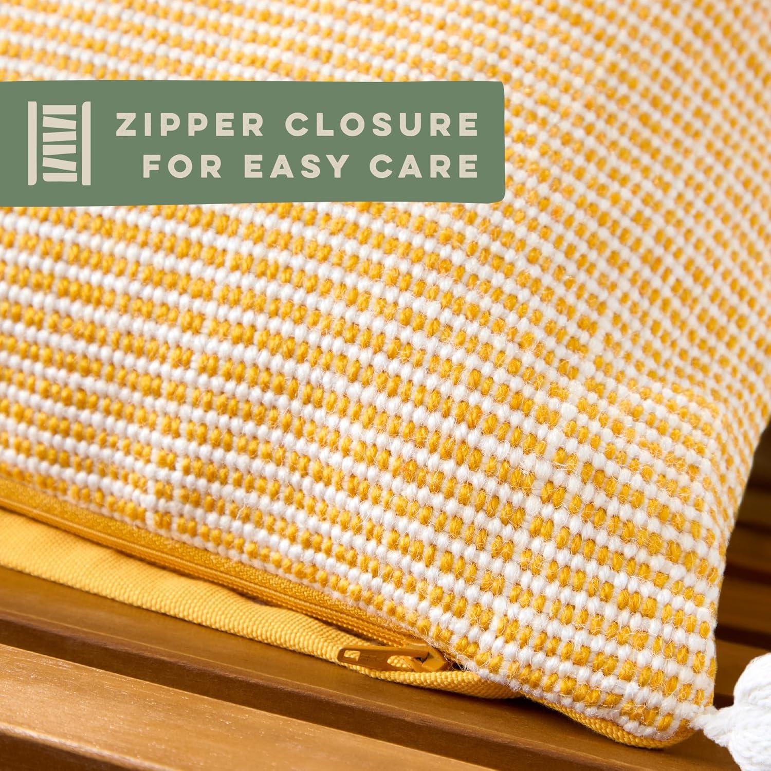 Town & Country Living TOWN & COUNTRY TERRA Alara Ribbed Texture Indoor Outdoor Decorative Pillow 20"x20"