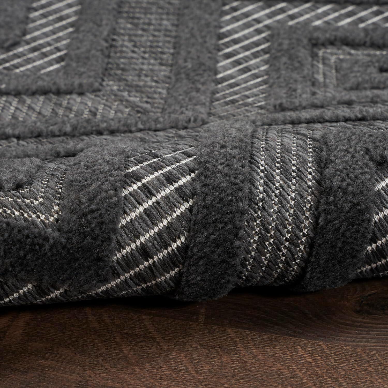 Nourison Versatile Diamond Geometric Flatweave Indoor Outdoor Area Rug Charcoal/Black 6' x 9'