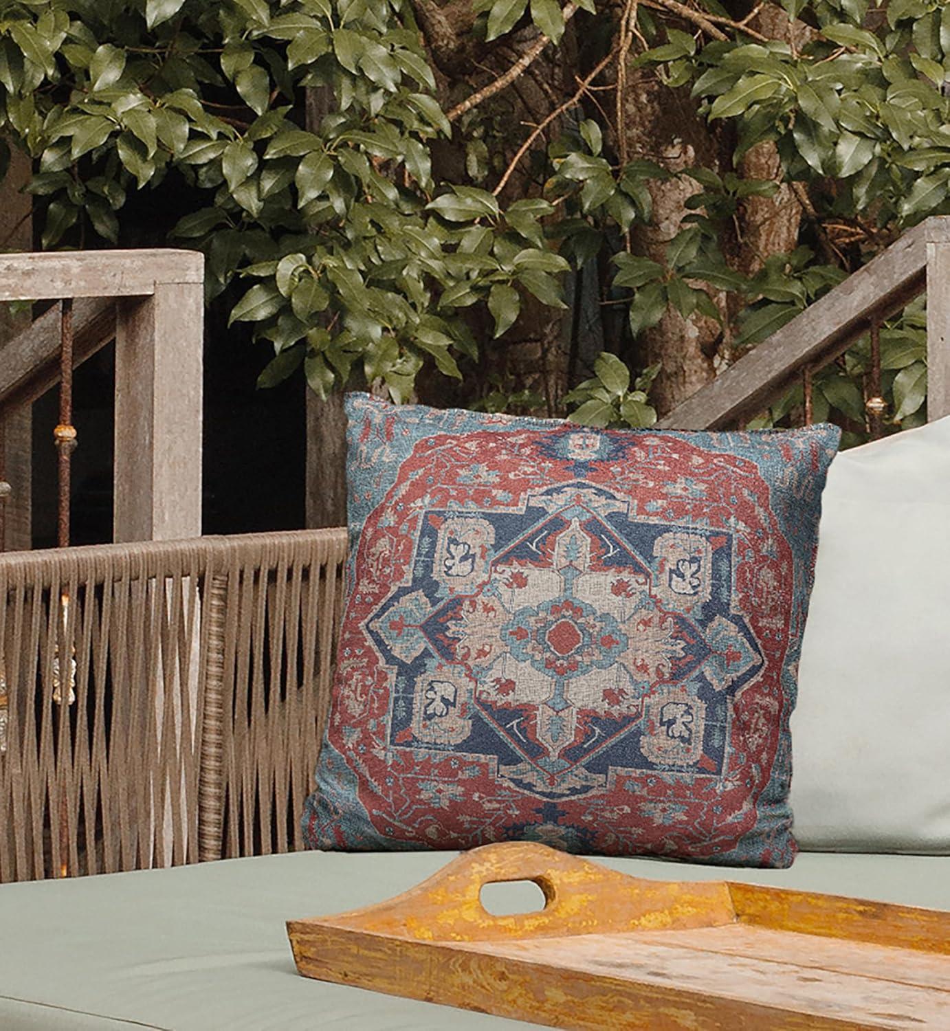 Geometric Turkish Polyester Indoor/Outdoor Throw Pillow