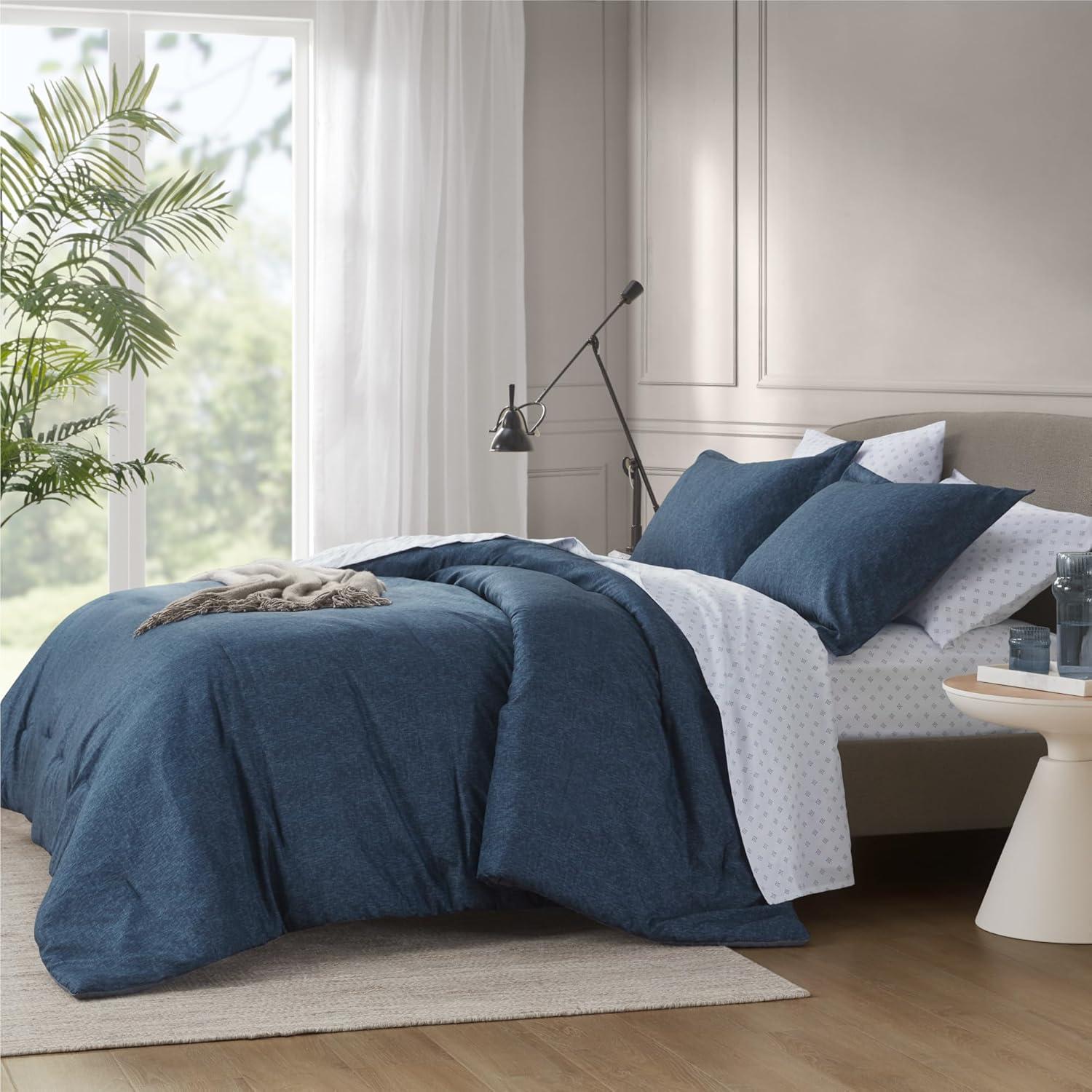 Lightweight Grey Comforter for Queen Size and Full Size Bed, Modern Chambray Bedding Set, Including 1 Comforter and 2 Pillow Shams