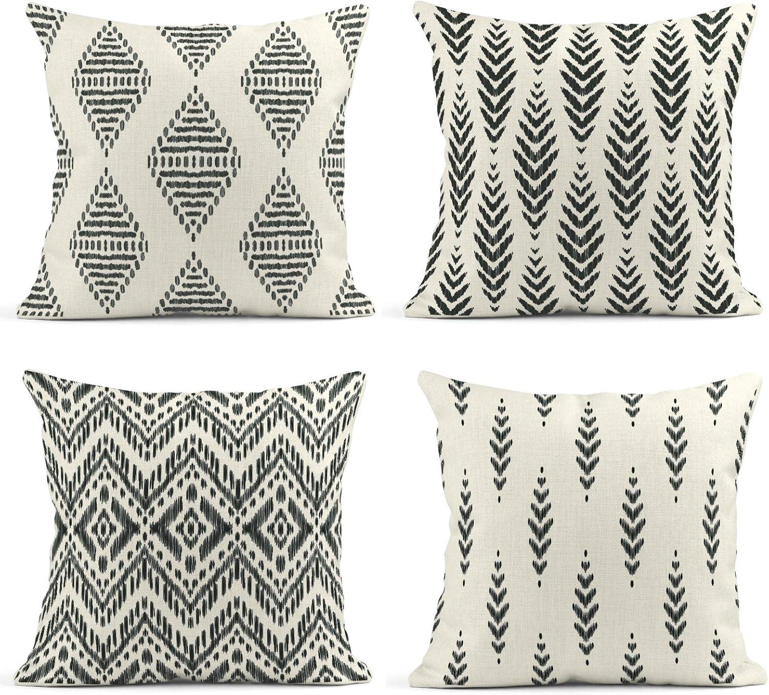 Set of 4 Black and White Bohemian Polyester Pillow Covers