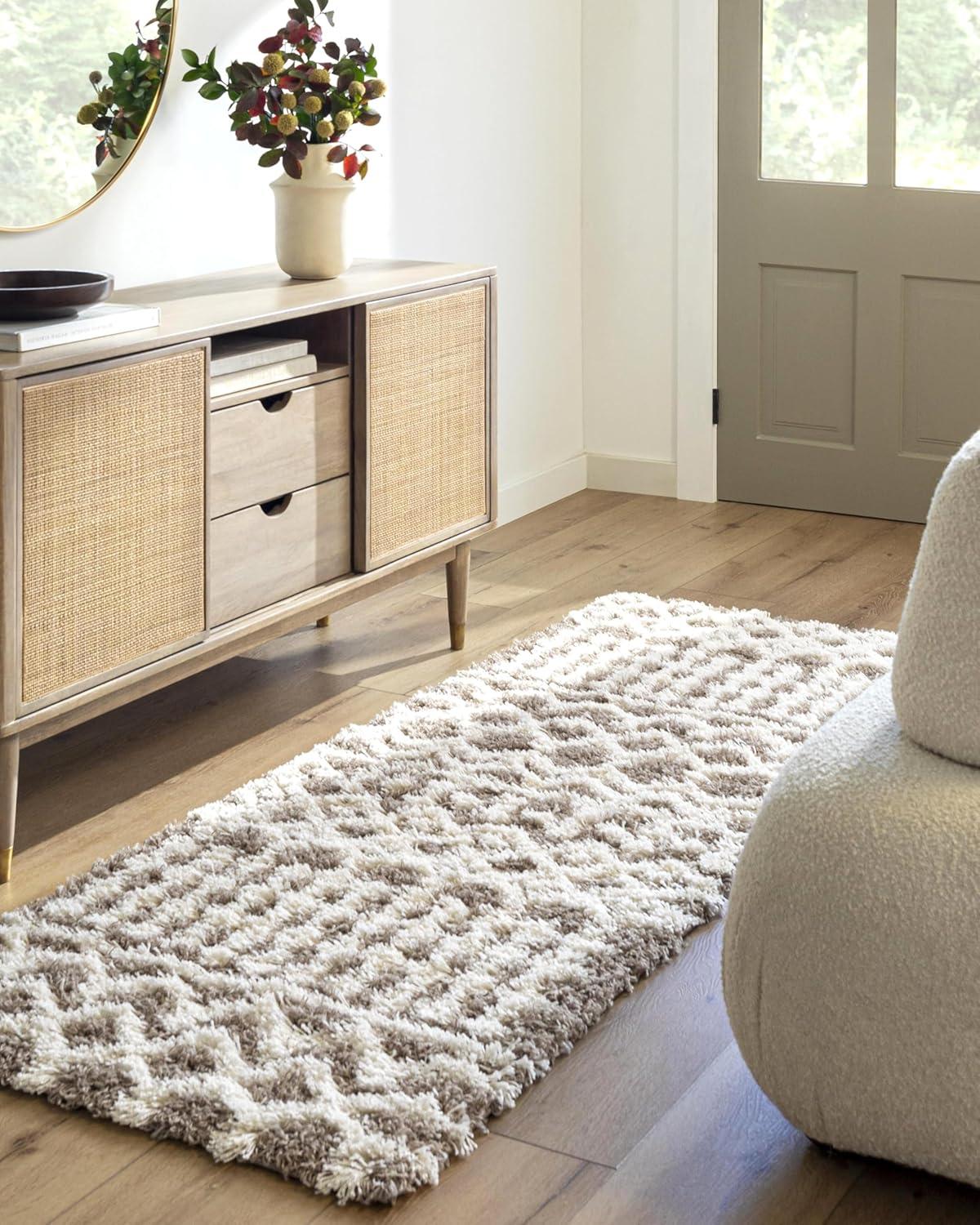 Ivory Plush Shag Runner Rug 2'7" x 7'3" Synthetic