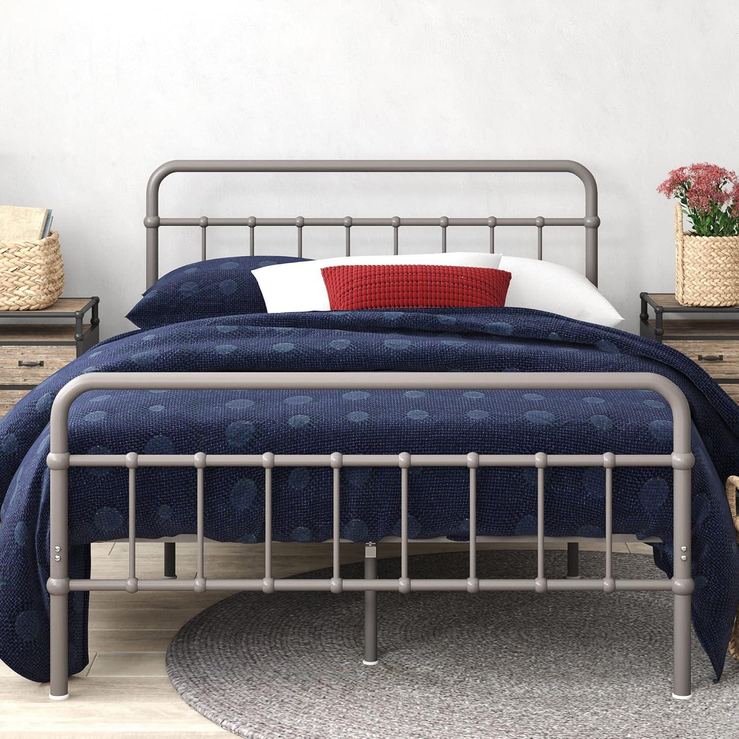 Zinus Florence 42" Modern Farmhouse Metal Platform Bed
