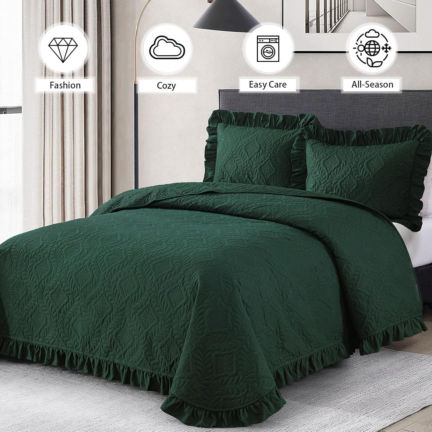 DJY Queen Quilt Set Emerald Green 3 Pieces Ruffled Bedspreads Quilt Queen Lightweight Bedspread Queen Size Bedding Coverlet for All Seasons (Includes 1 Quilt, 2 Pillow Shams)