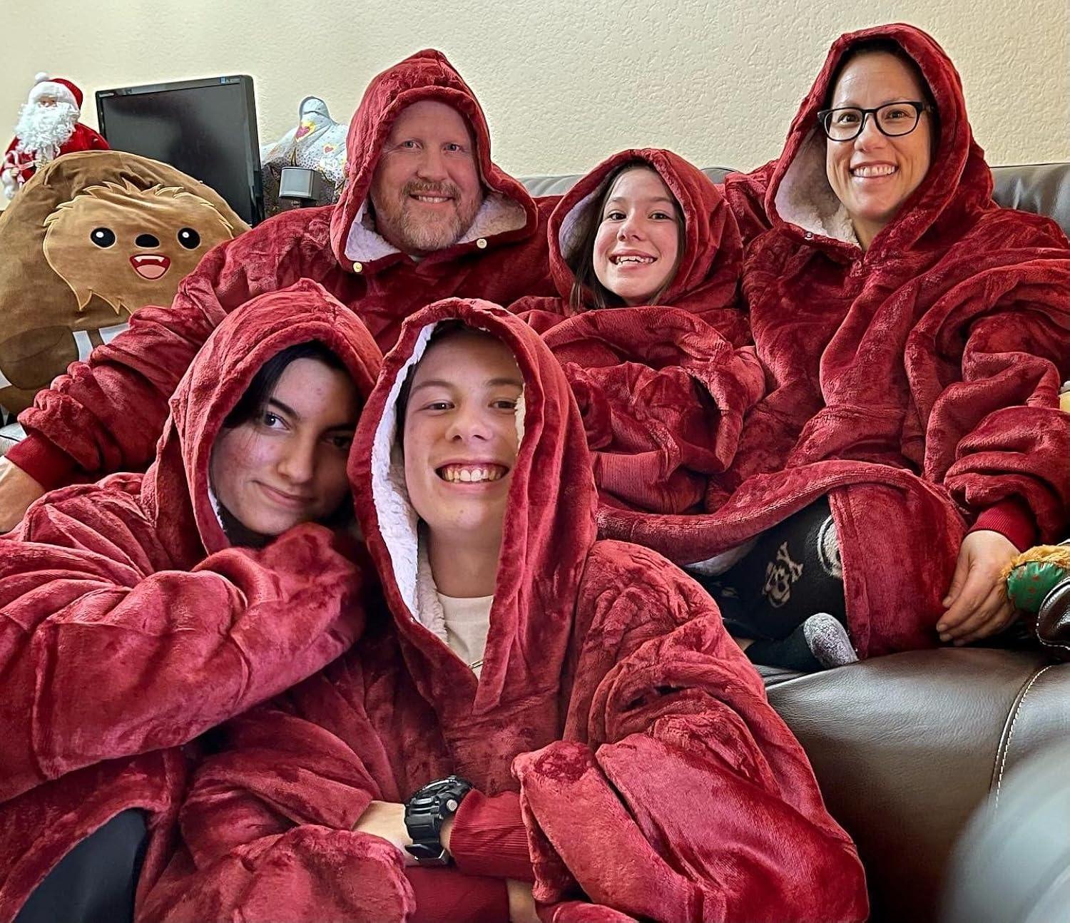 Womens Oversized Flannel Blanket Hoodie Sweatshirt, Plush Fleece Lined Lounging Pullover, Christmas Gift for Women (Dark Red) - Catalonia