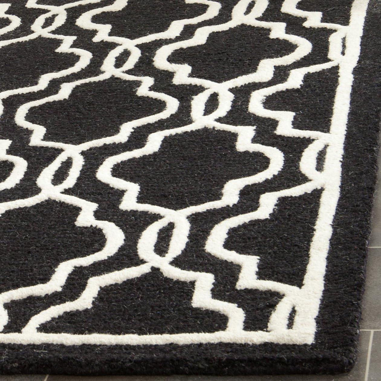 SAFAVIEH Cambridge Kyle Geometric Wool Area Rug, Black/Ivory, 2'6" x 4'