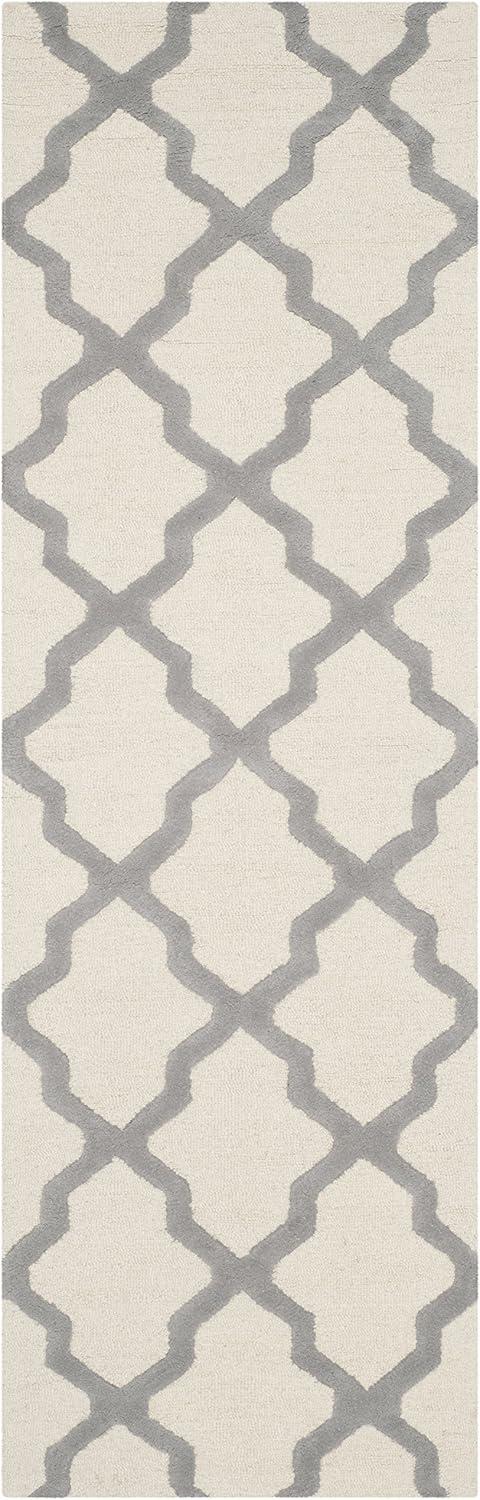 Handmade Ivory and Silver Tufted Wool Rug, 2'-6" x 6'