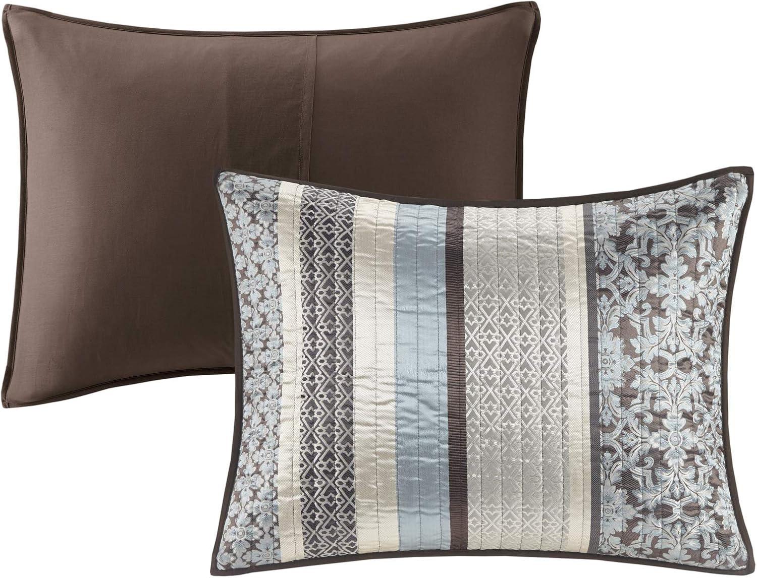 Jacquard Quilt Set with Throw Pillows