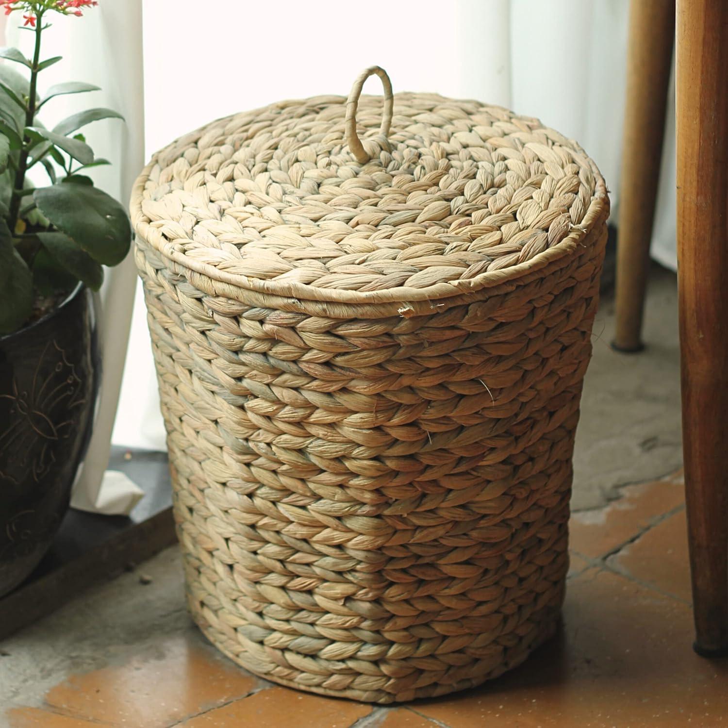 Medium Natural Wicker Round Trash Can with Lid