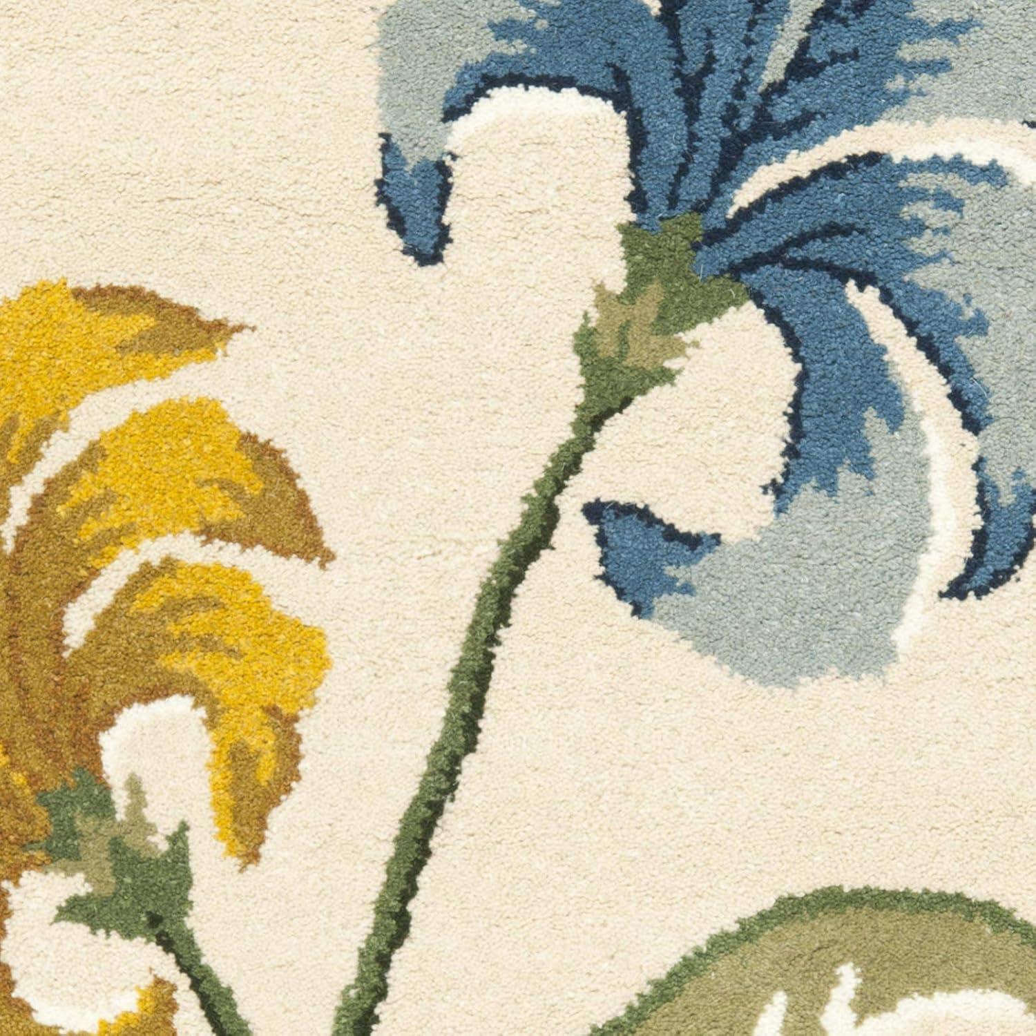 SAFAVIEH Soho Noah Floral Wool Area Rug, Beige/Multi, 2' x 3'