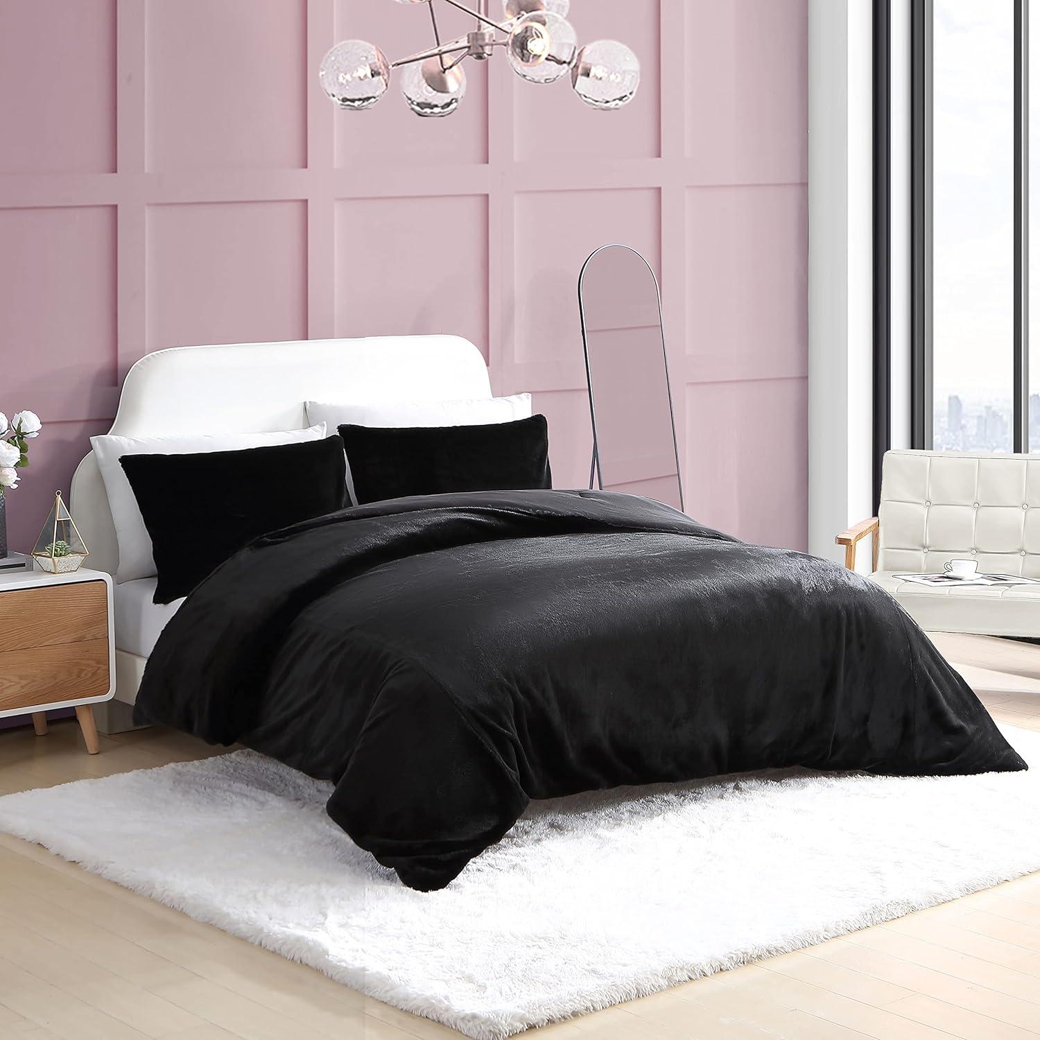 King Black Faux Fur Reversible Duvet Cover Set