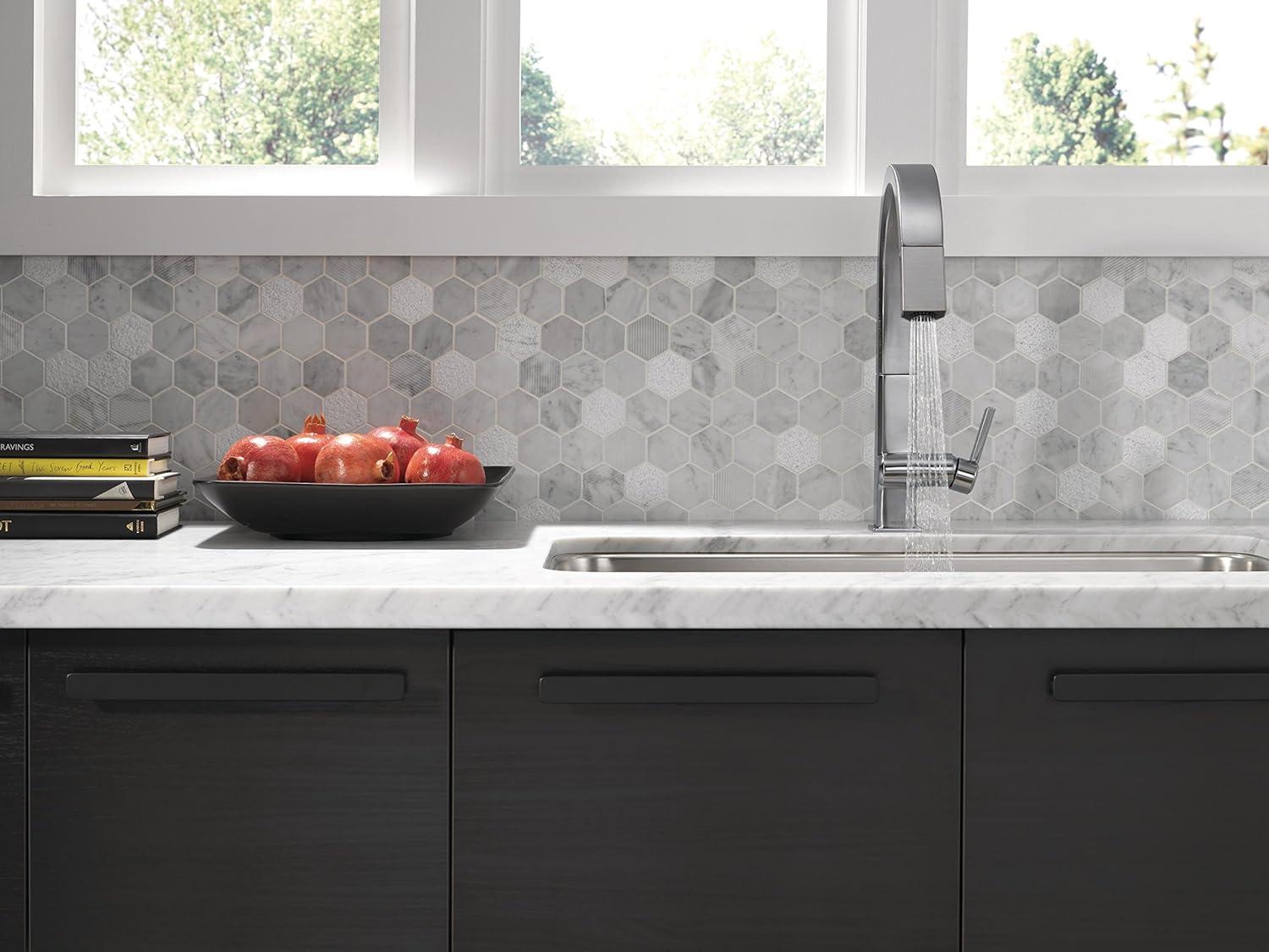 Pivotal Pull Down Touch Single Handle Kitchen Faucet with Touch20 Technology