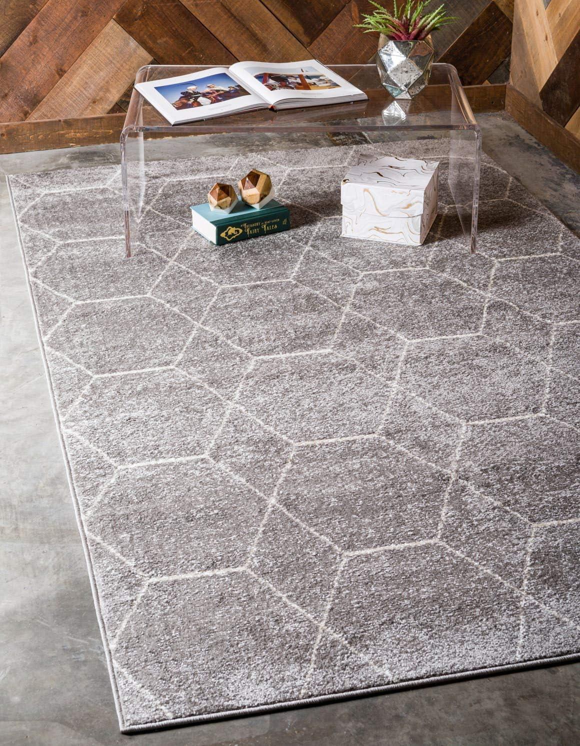 Debrodie Geometric Indoor Rug