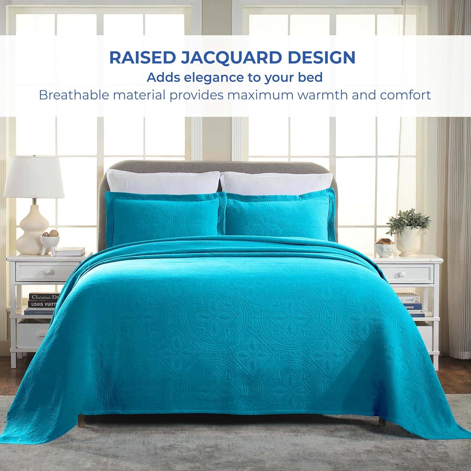 Celtic Circles Premium Cotton Queen Bedspread Set in Peacock Blue