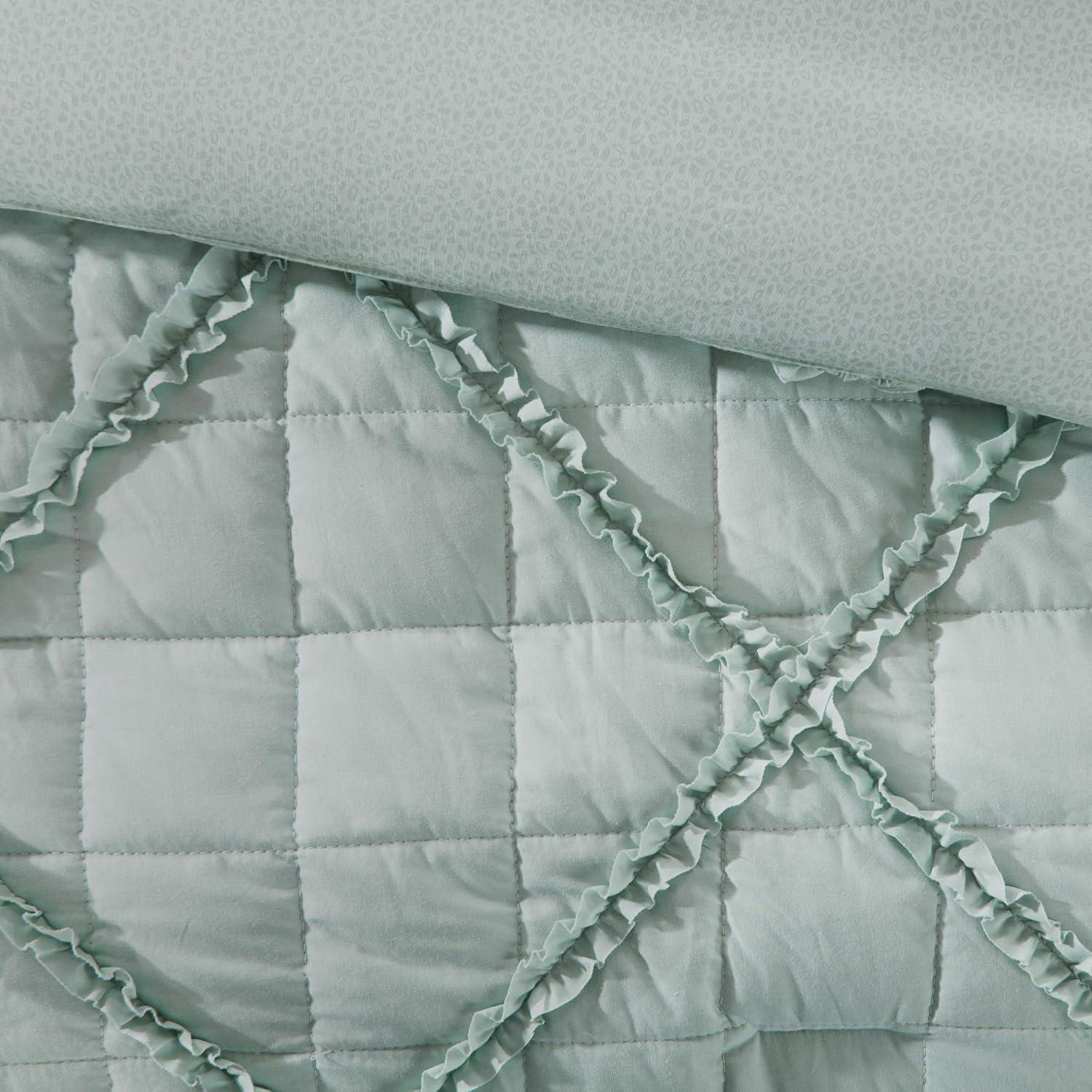 Mindy Traditional 9 Piece Comforter Set