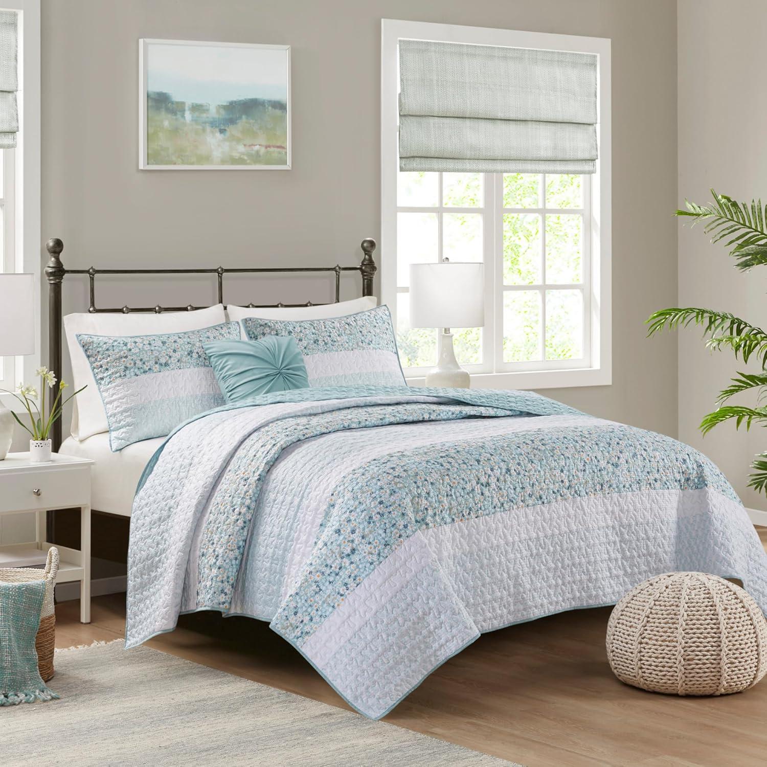 4 Piece Seersucker Coverlet Set with Throw Pillow