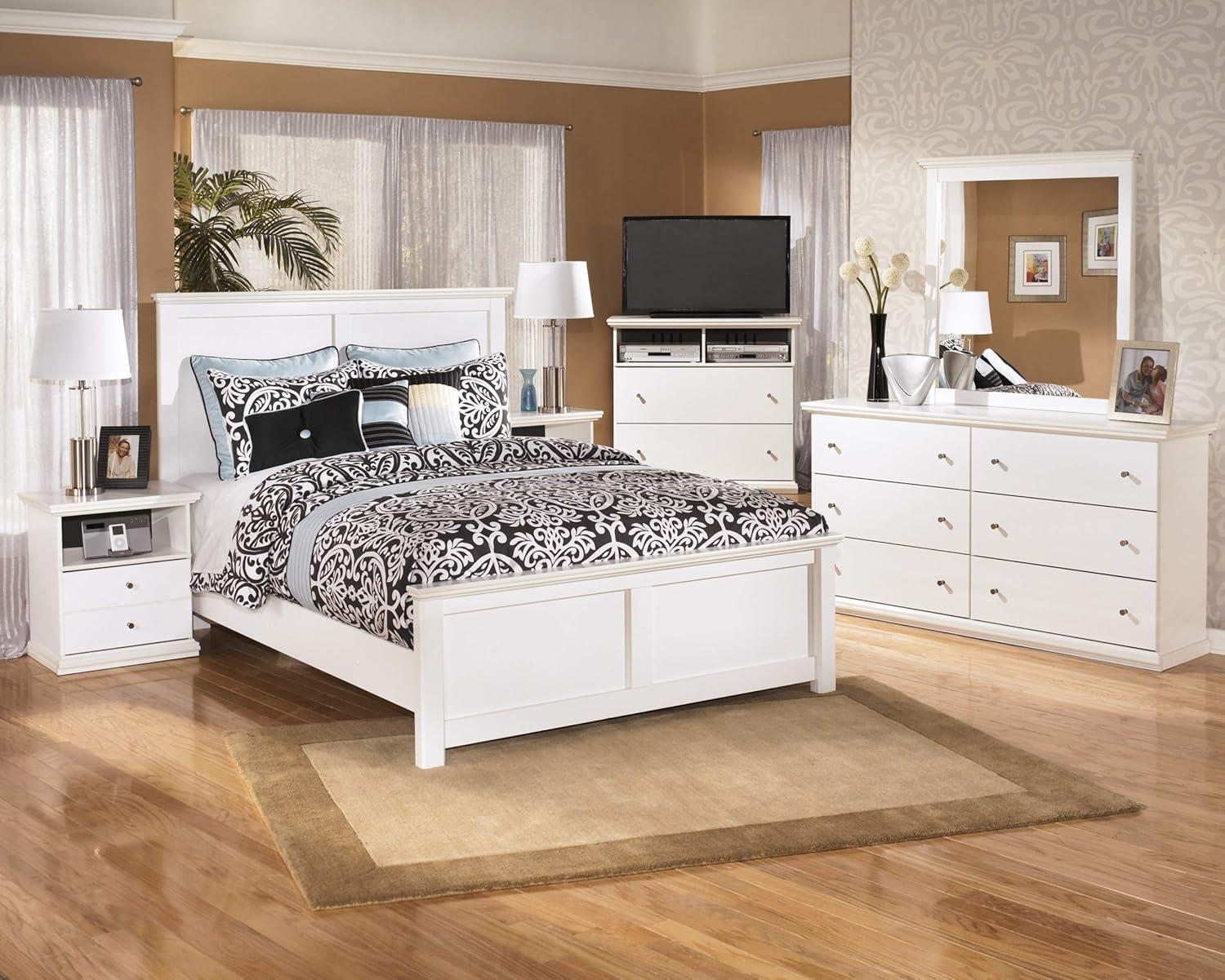 Ashley Furniture Bostwick Shoals 6 Drawer Wood Double Dresser in White