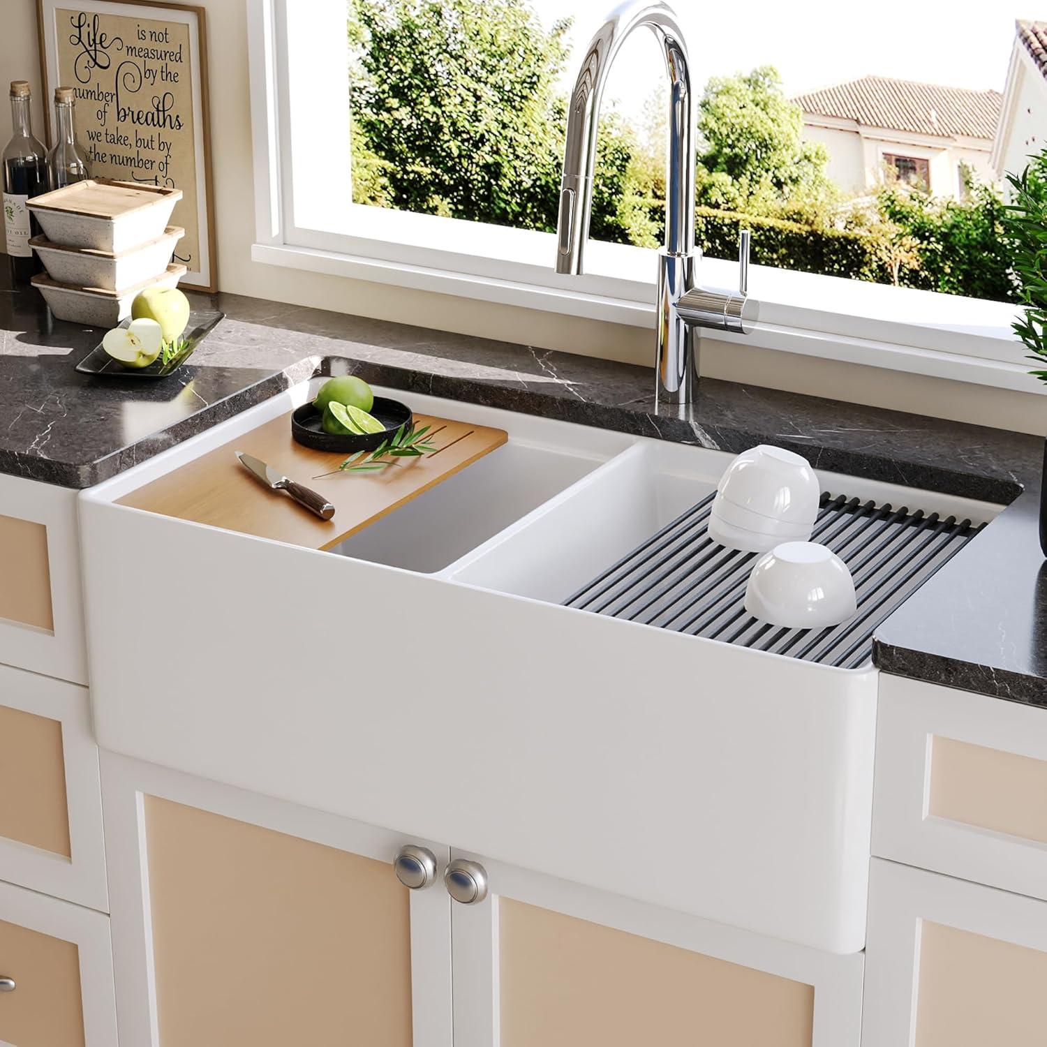 DeerValley 33" L X 20" W Double Basin Workstation Farmhouse Kitchen Sink With Sink Grid, Cutting Board And Dish-Drying Rack