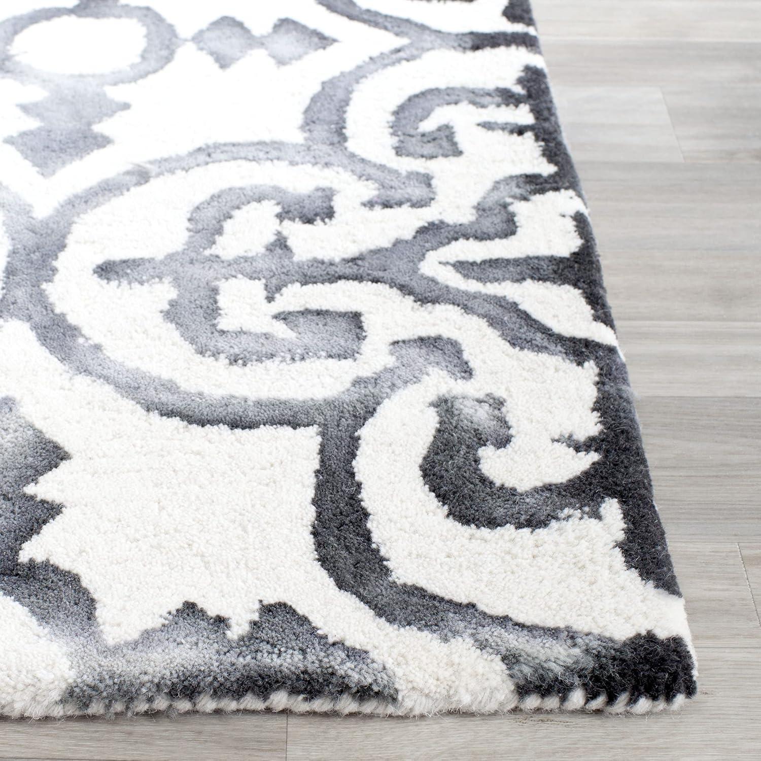 Dip Dye DDY711 Hand Tufted Area Rug  - Safavieh