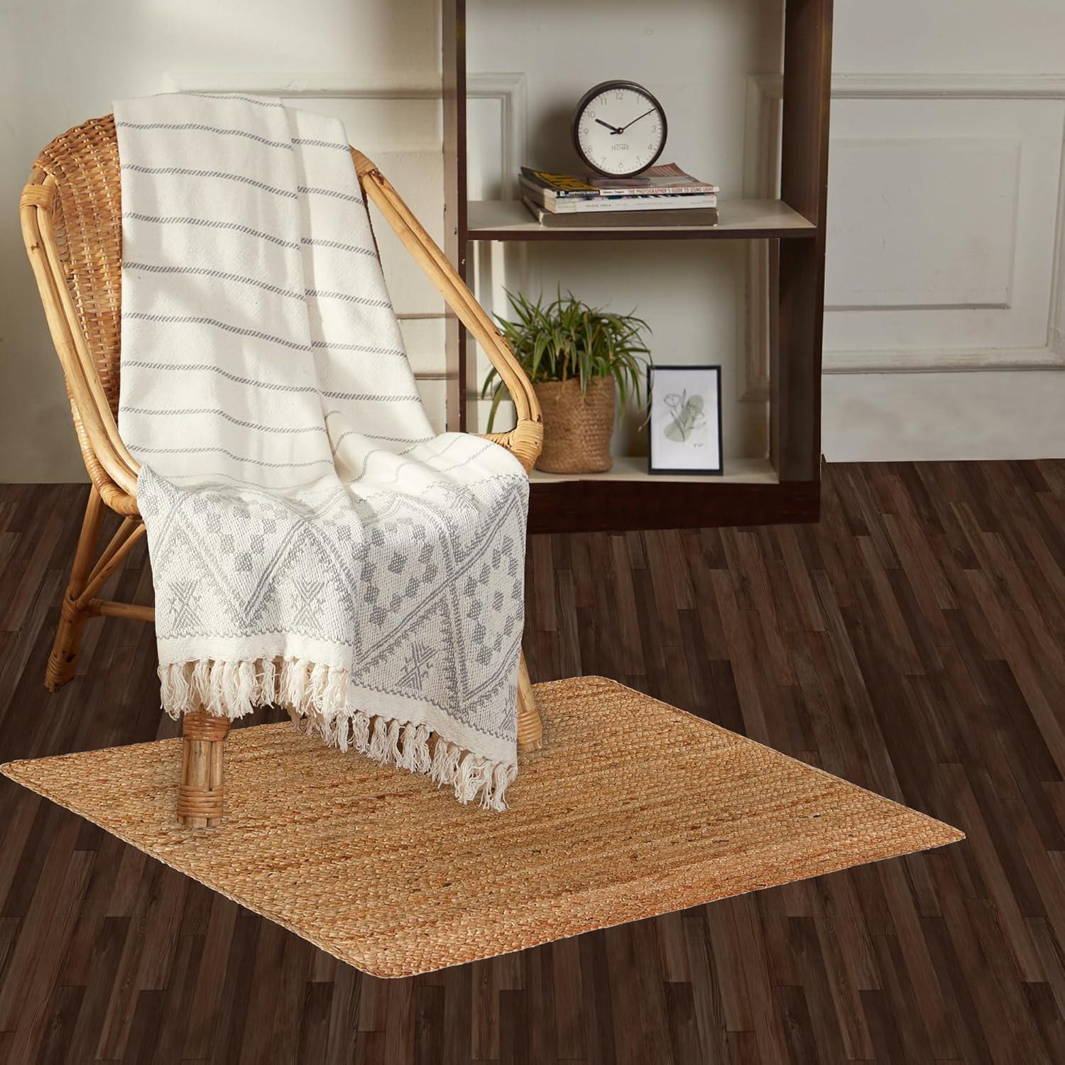 Natural Fiber NF801 Hand Woven Indoor Area Rug - Natural/Natural - 3' Round - Safavieh